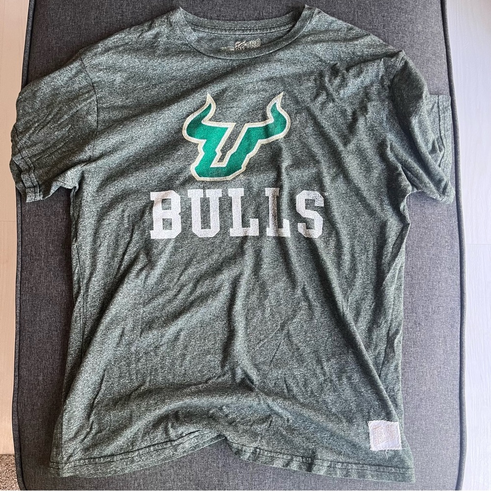 Retro Brand Bulls Graphic T-Shirt